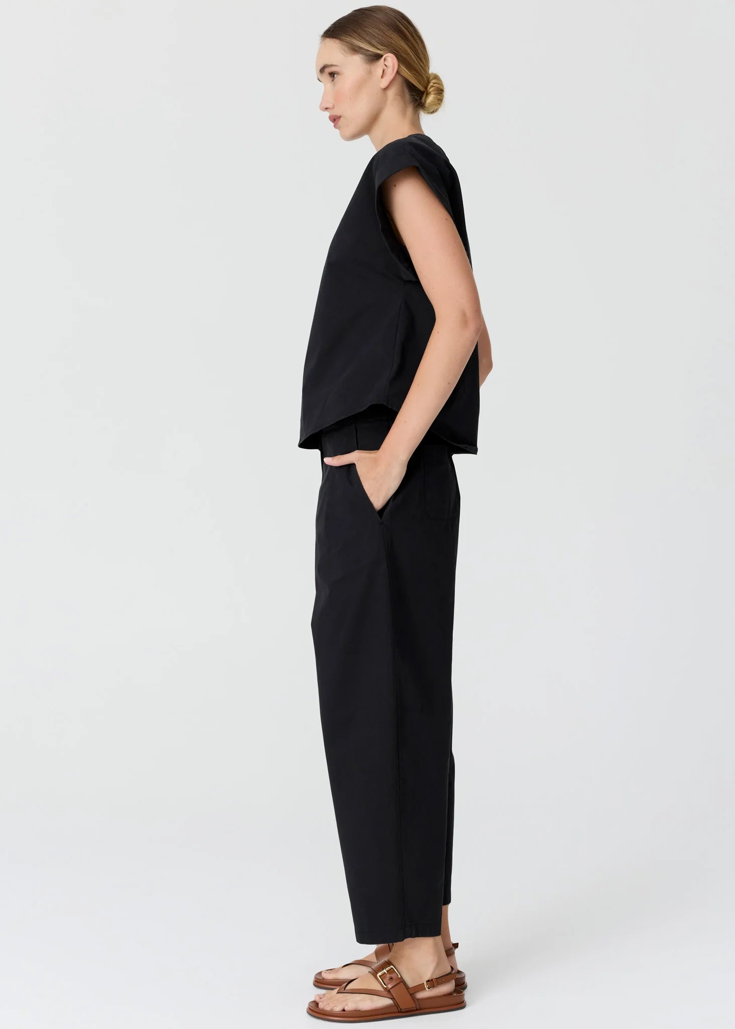 Alma Barrel Pant- Black