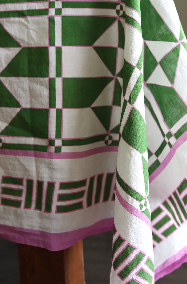 Palazzo Tablecloth 150cm x 250cm