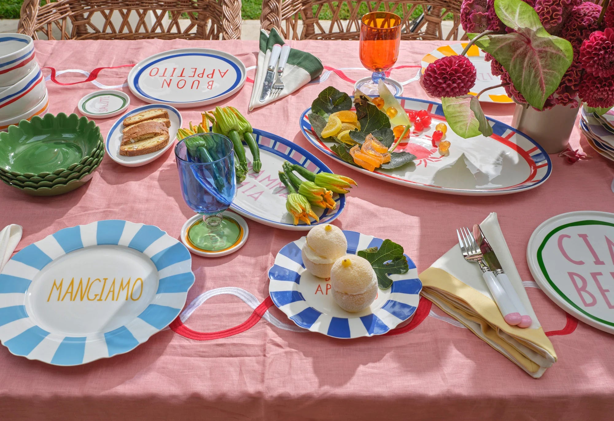 Mamma Mia Wave Dinner Plate Set