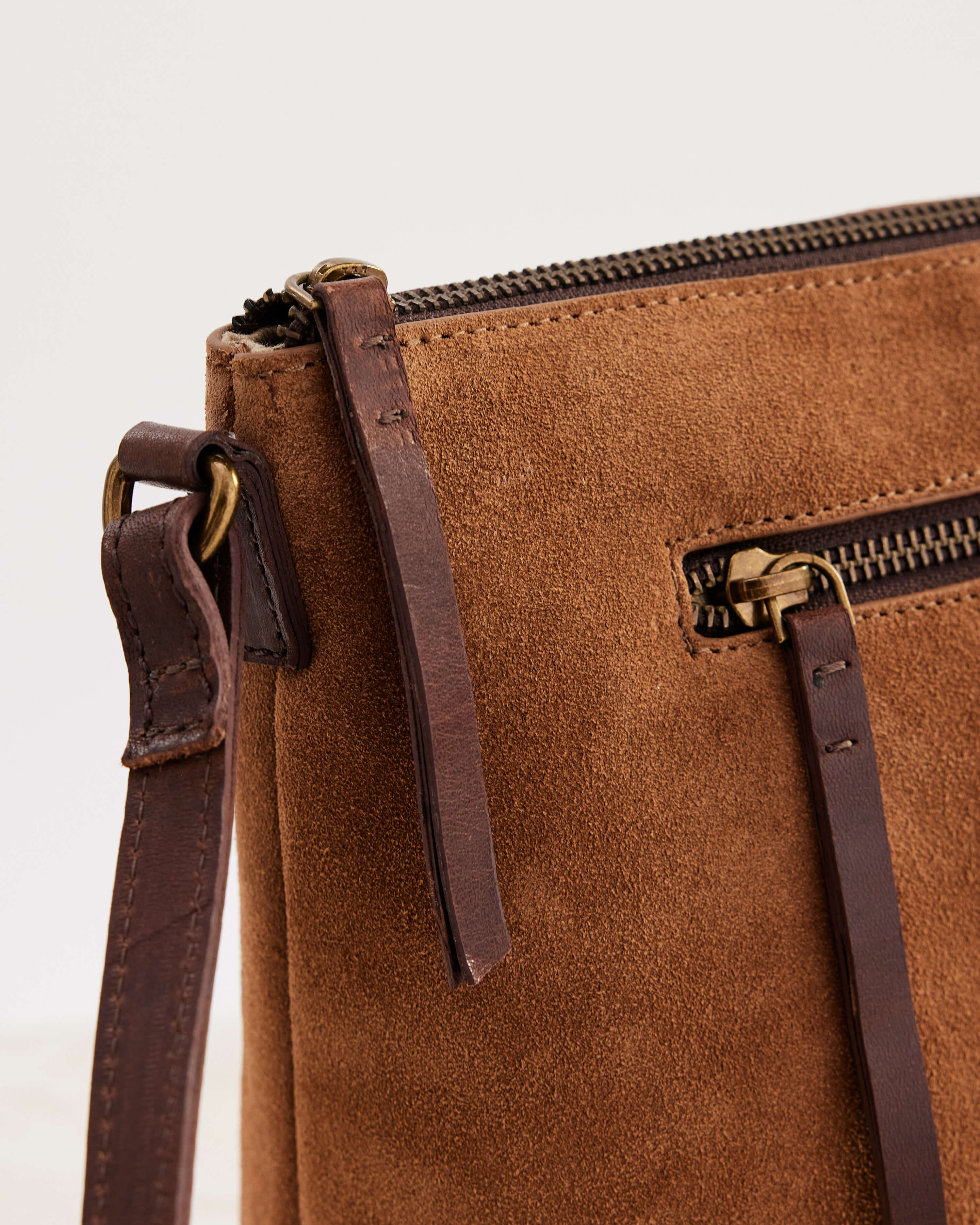 Suede Essential