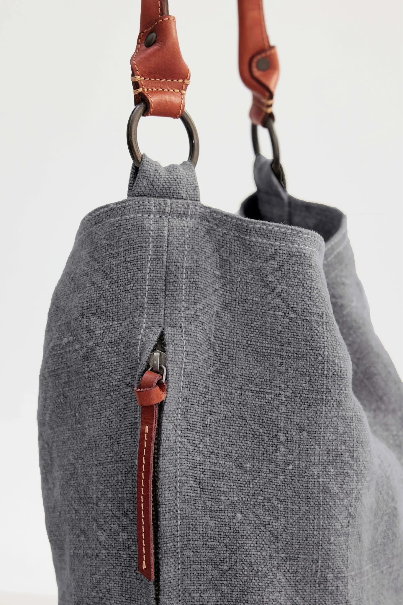 Sunday Slouchy - Presence Hamilton