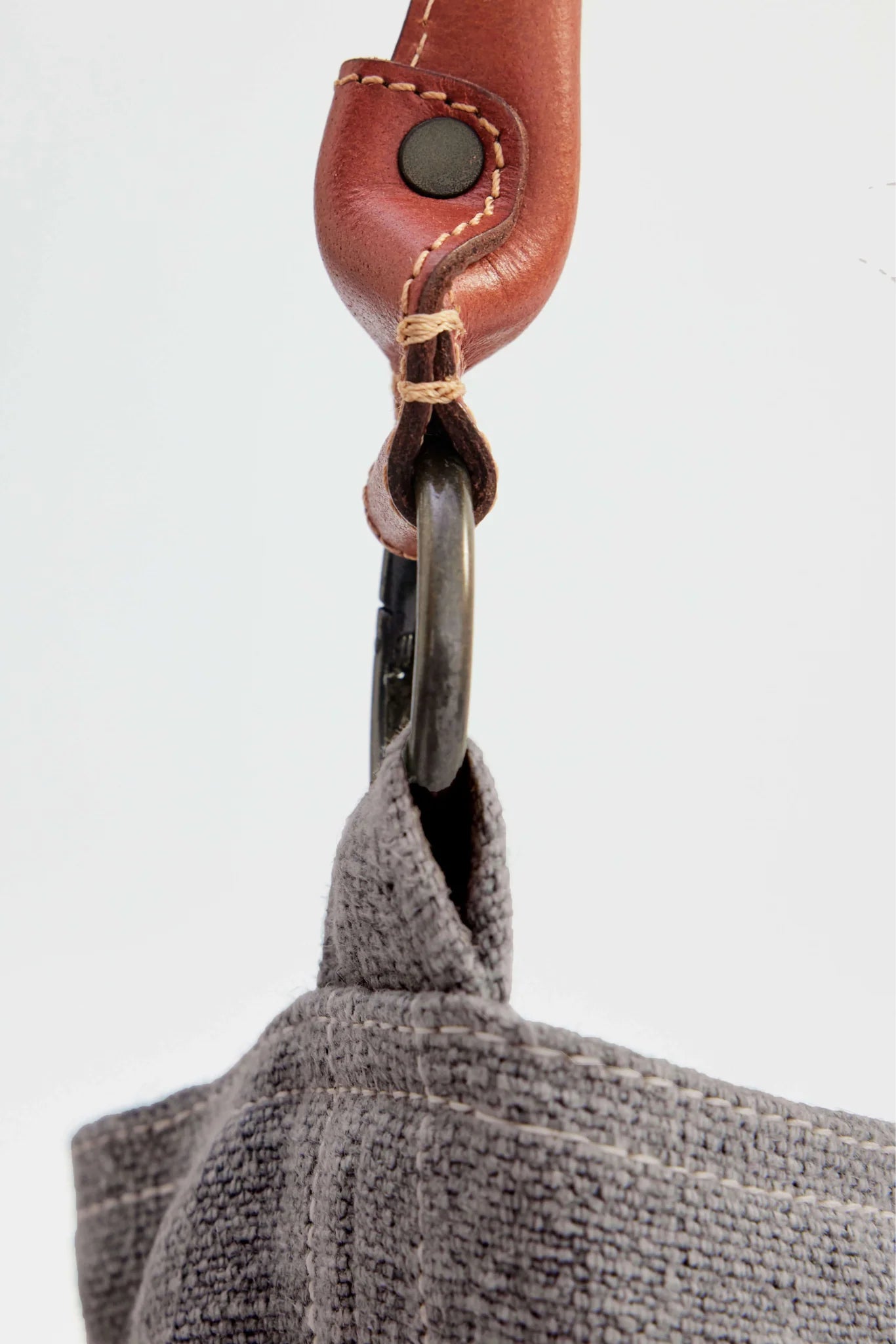 Sunday Slouchy - Presence Hamilton