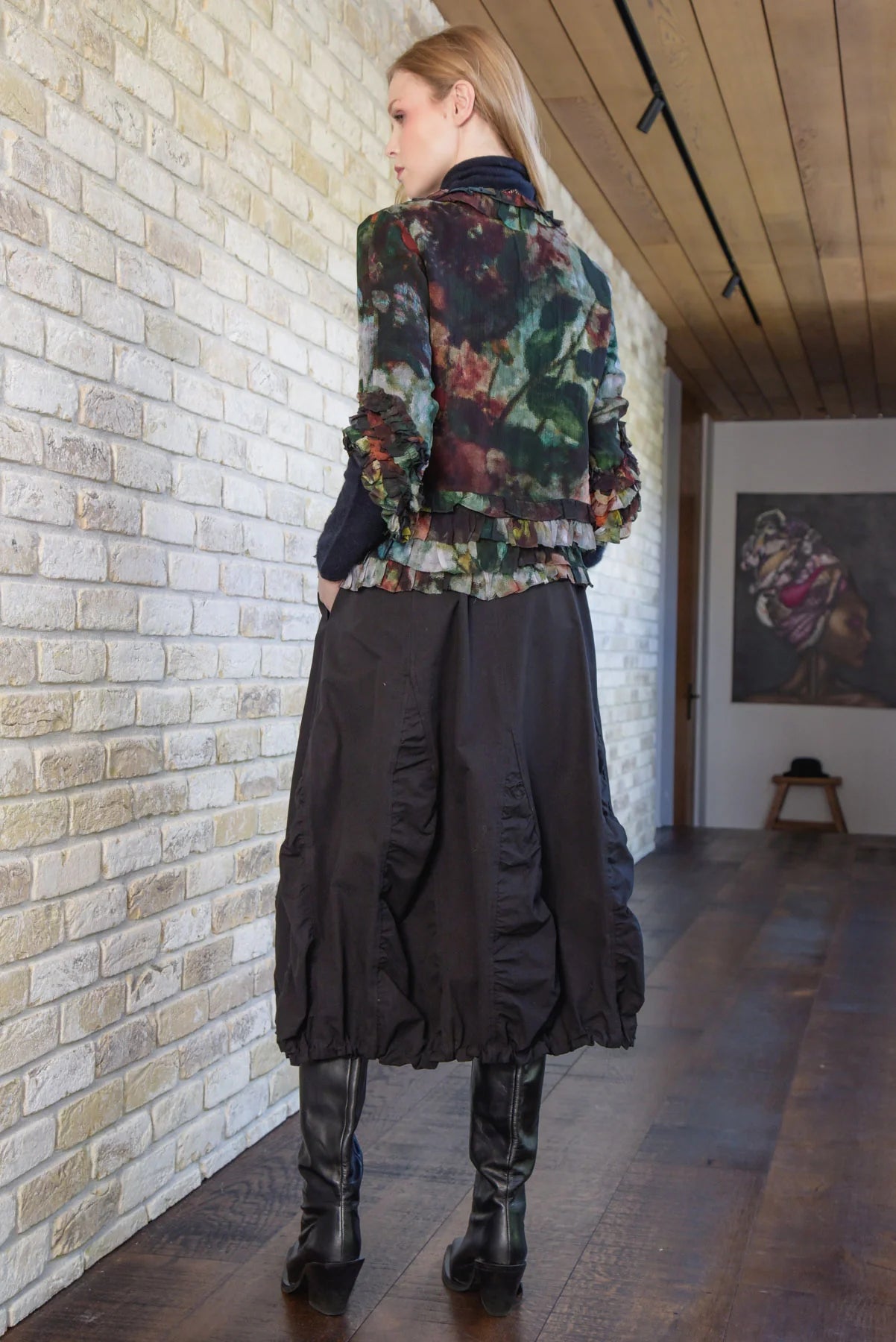 Diamond in the Puff Skirt - Black - Presence Hamilton