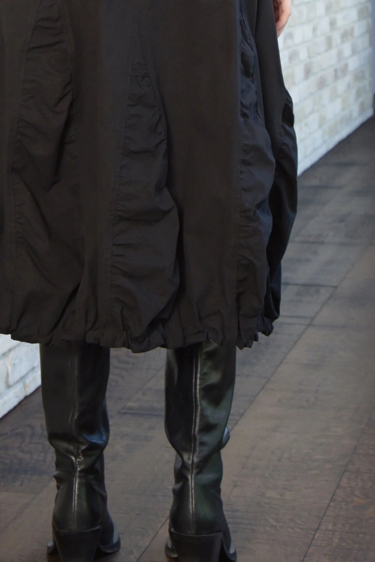 Diamond in the Puff Skirt - Black - Presence Hamilton
