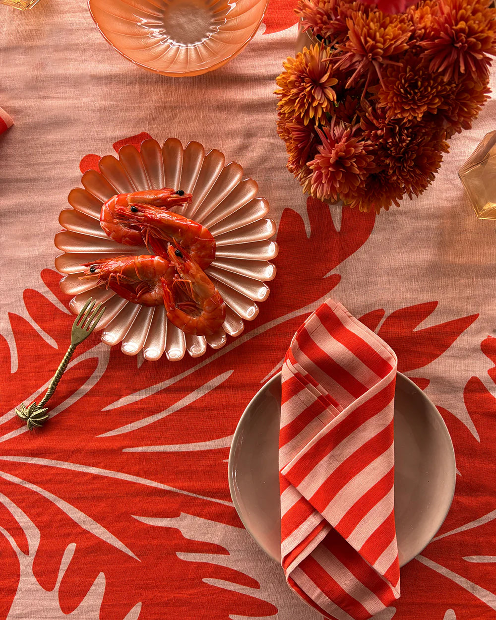 Tablecloth_Parfait_LocoLiving_Styled5_0cc1a4ca-b2c8-4c63-8f75-99690a47c069.webp