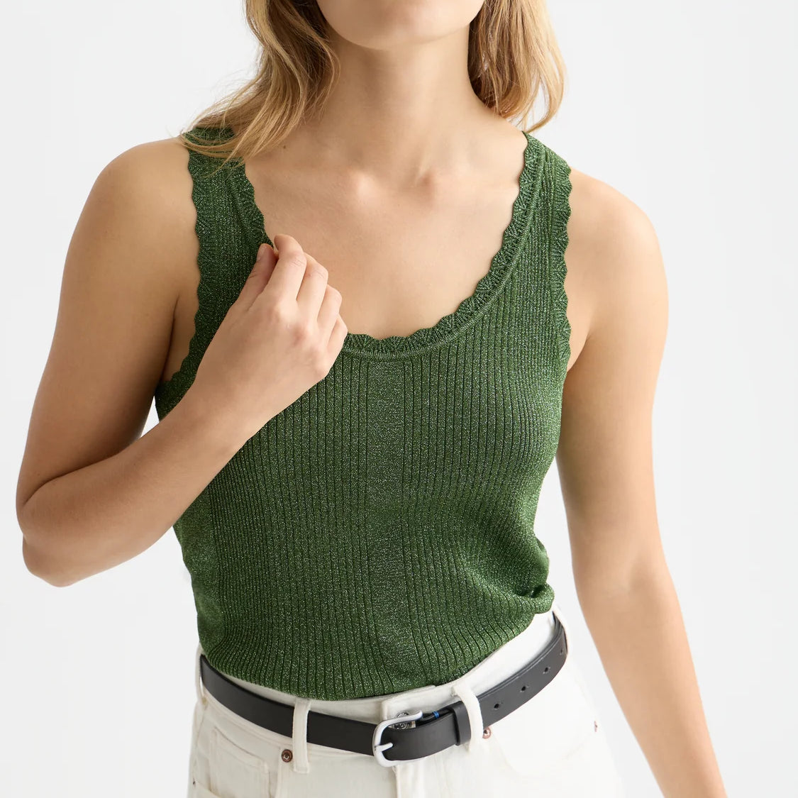 U9A01268T_U373_6M.webp