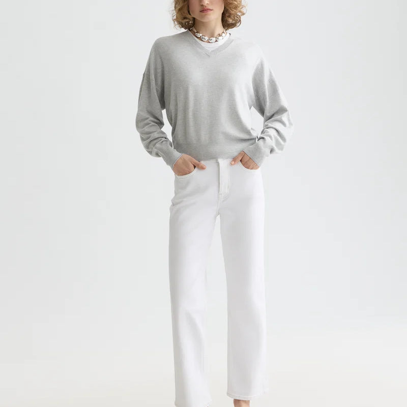 Sky Straight Fit Jean- Cool White 32" leg - Presence Hamilton