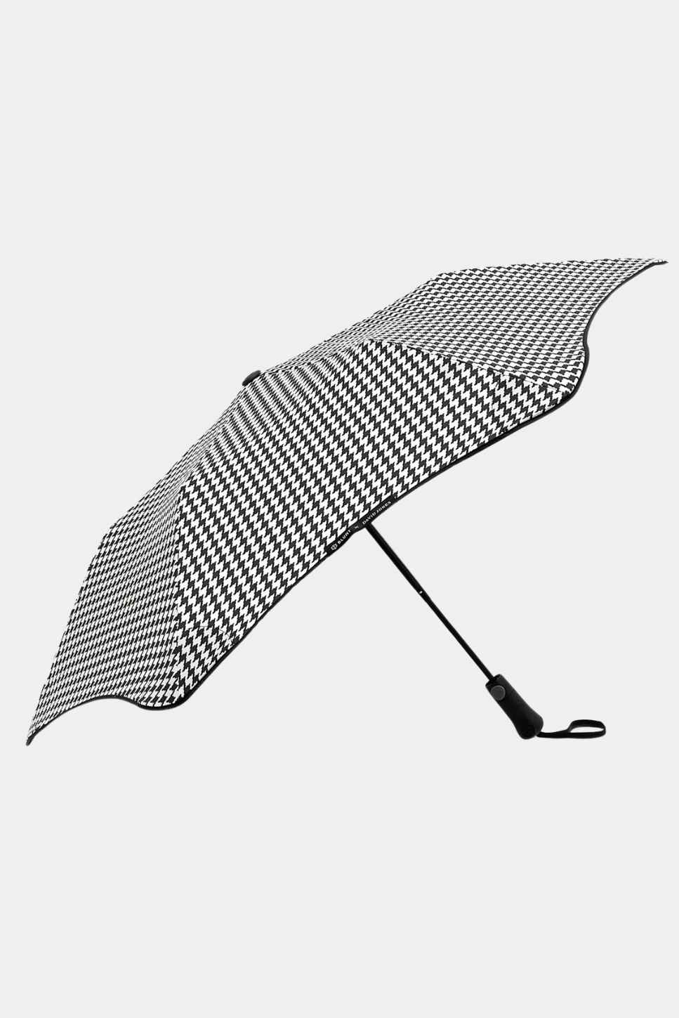 Blunt Metro Umbrella - Houndstooth B&W - Presence Hamilton