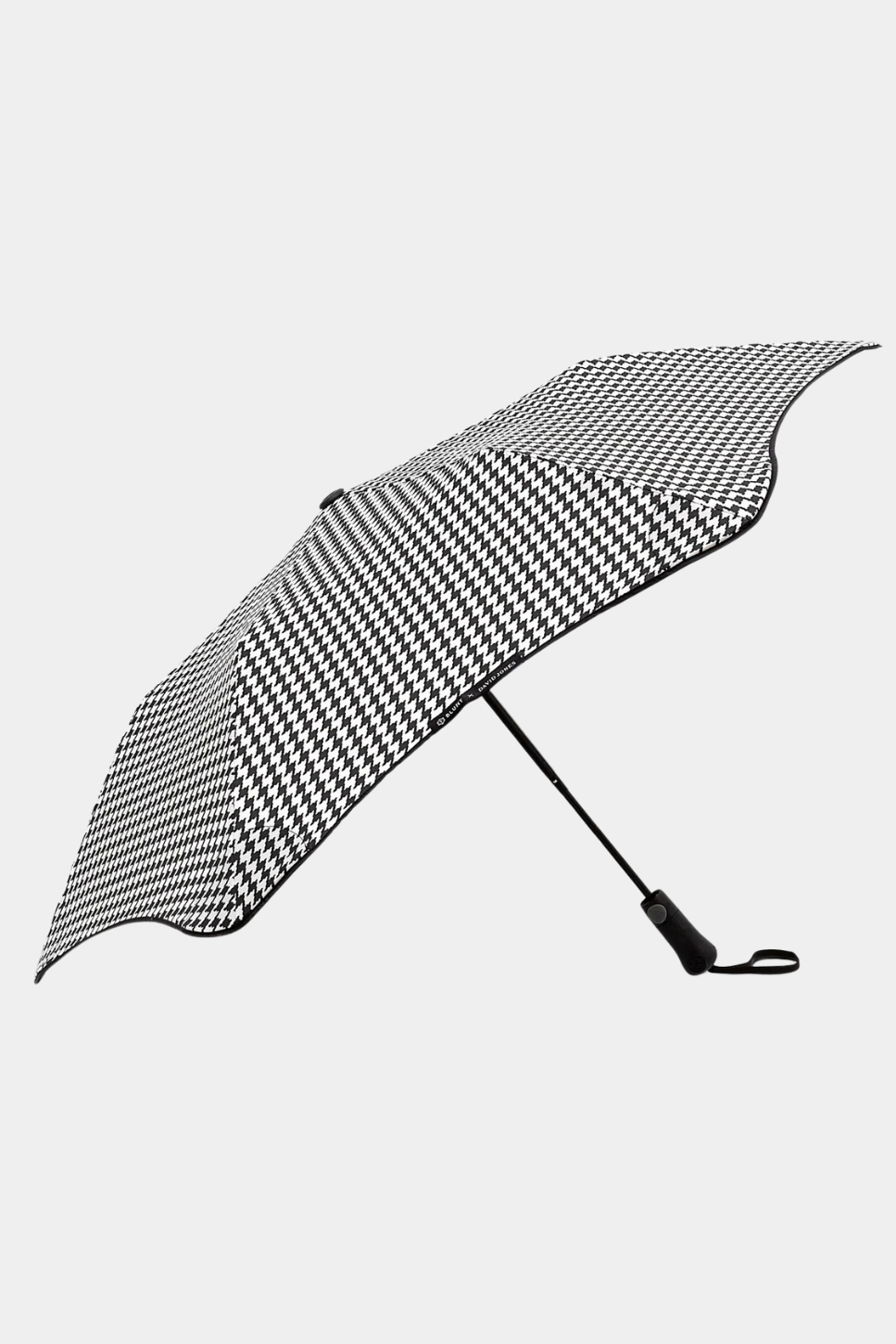 Blunt Metro Umbrella - Houndstooth B&W - Presence Hamilton