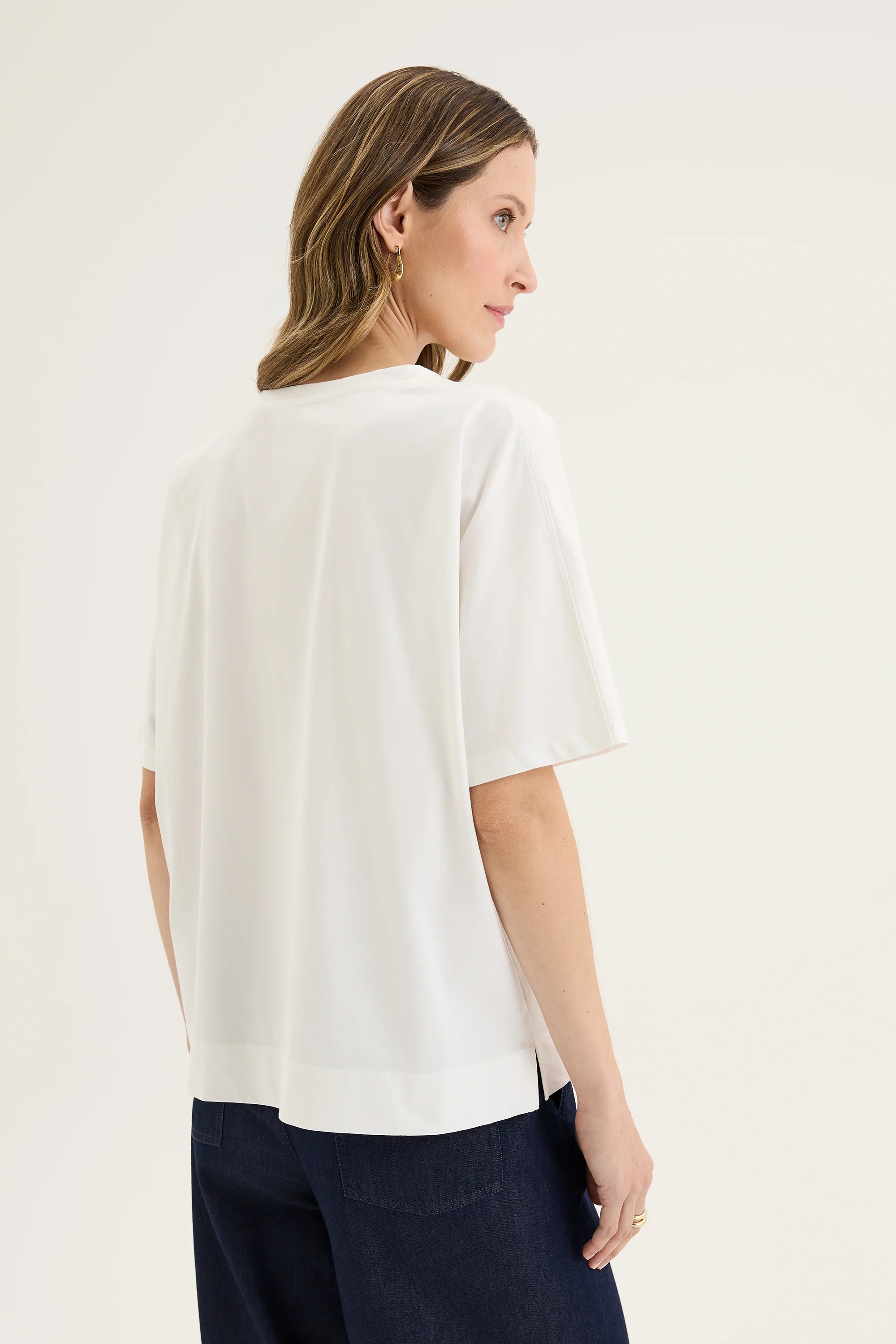 Glass Tee