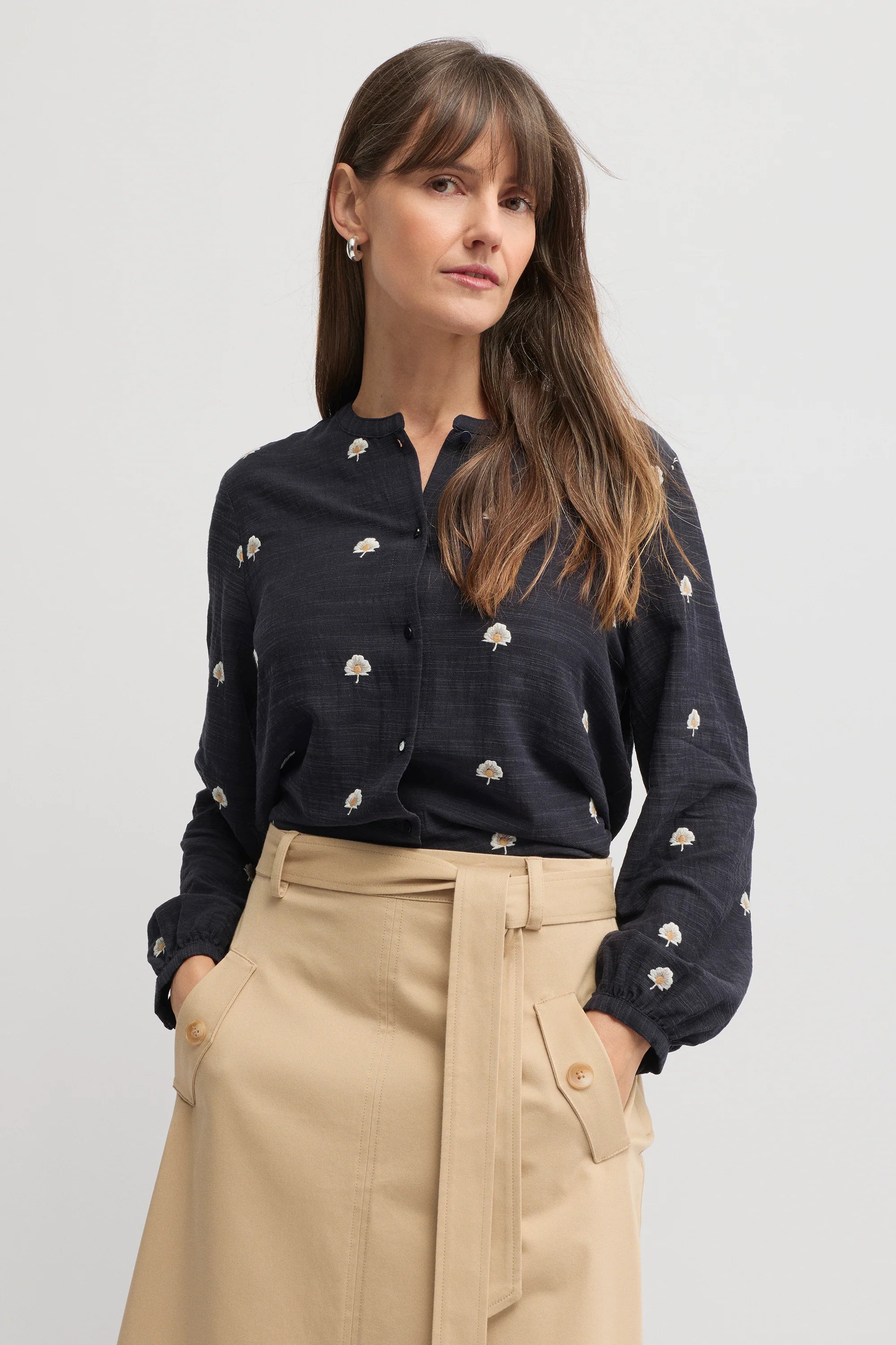 Queens Shirt - Presence Hamilton