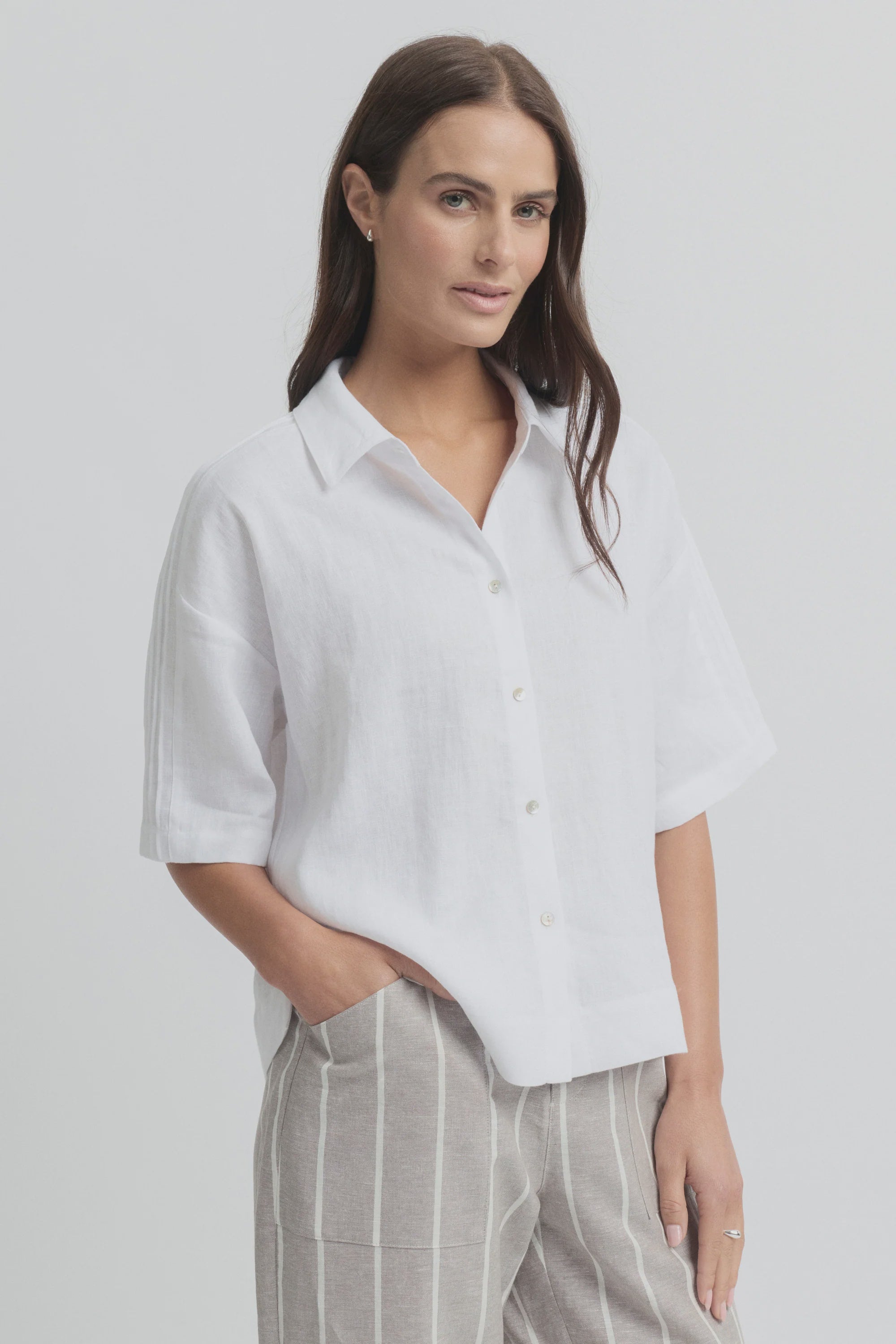 Tirari Essence Shirt- White - Presence Hamilton