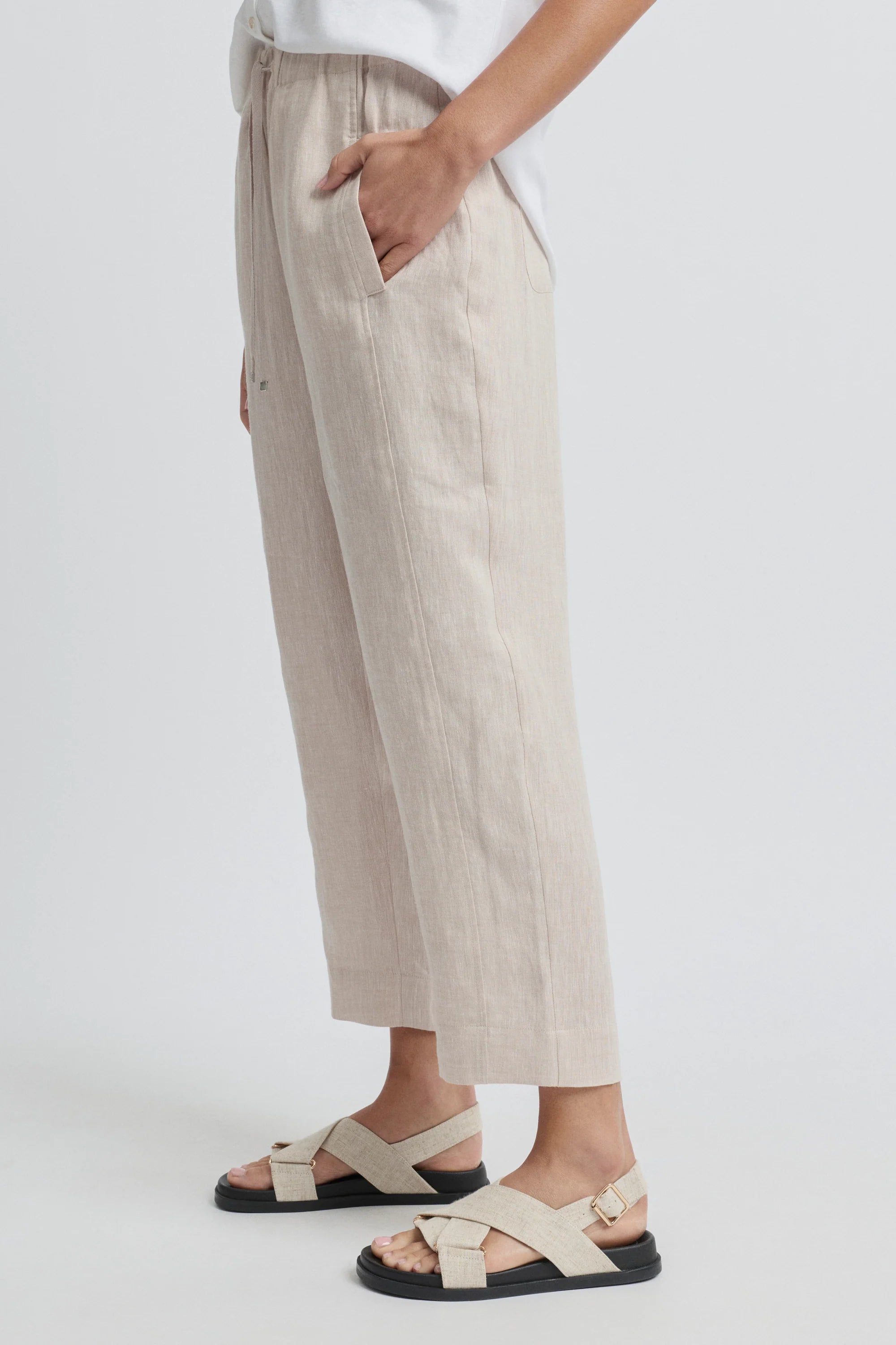 Tirari Slim Pant- Pebble