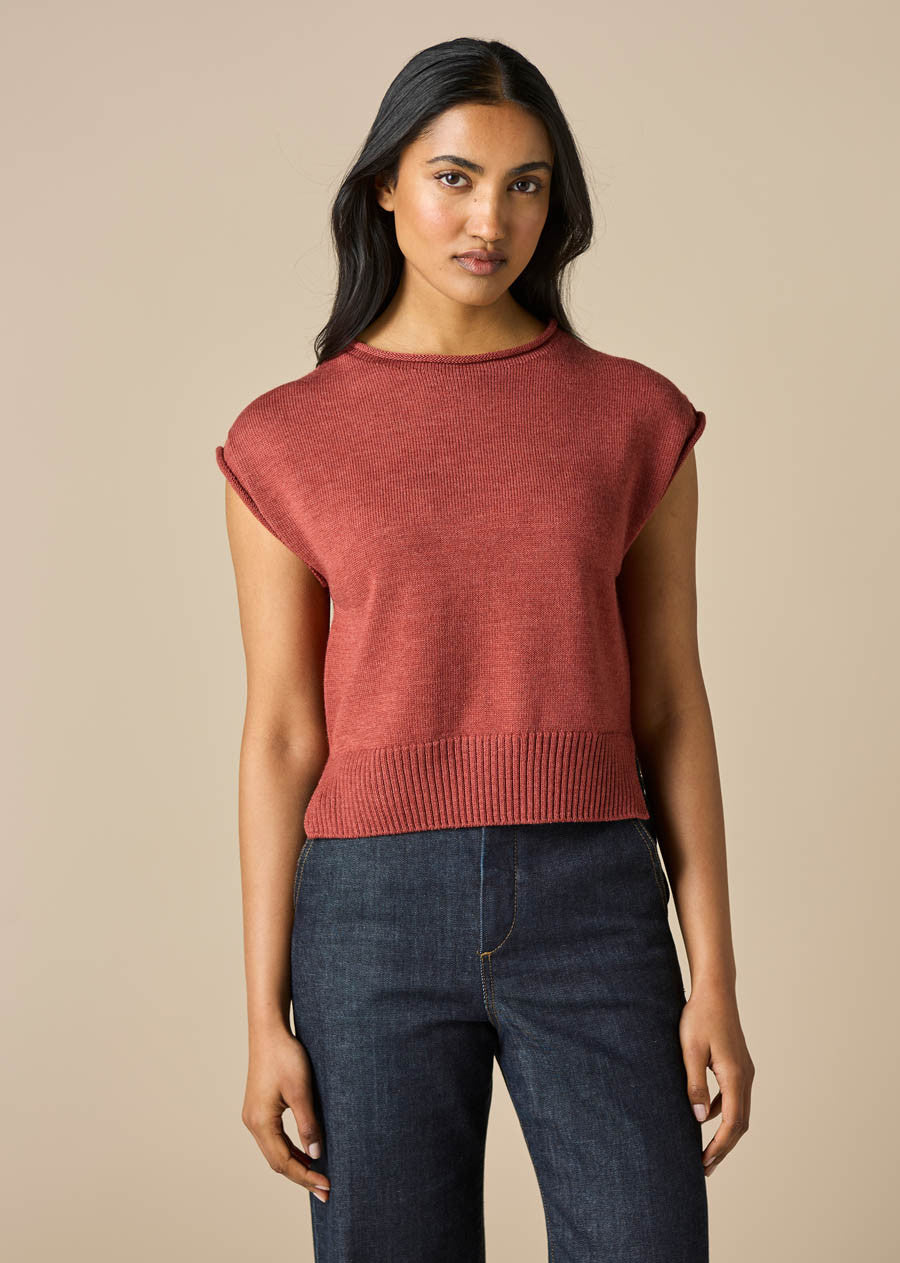 Agnes Vest- Papaya - Presence Hamilton