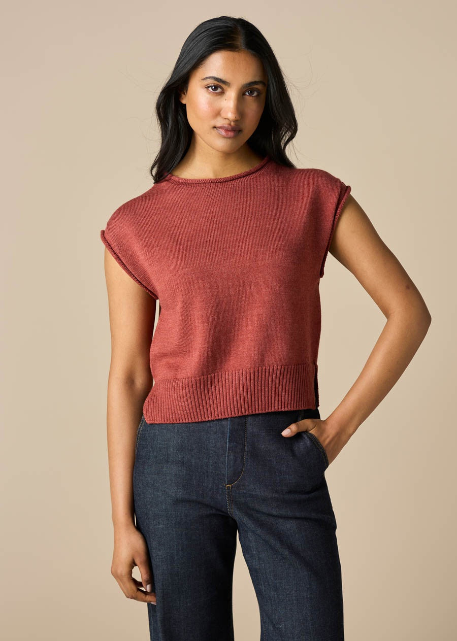 Agnes Vest- Papaya - Presence Hamilton