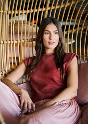 Agnes Vest- Papaya - Presence Hamilton