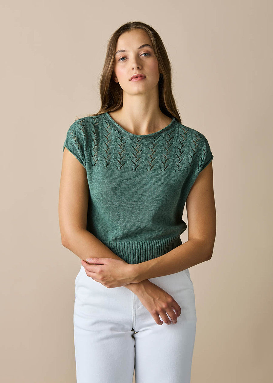 blair_vest_sage_front__90139_97a91795-f91b-4643-b4f0-23c7bab01211.jpg