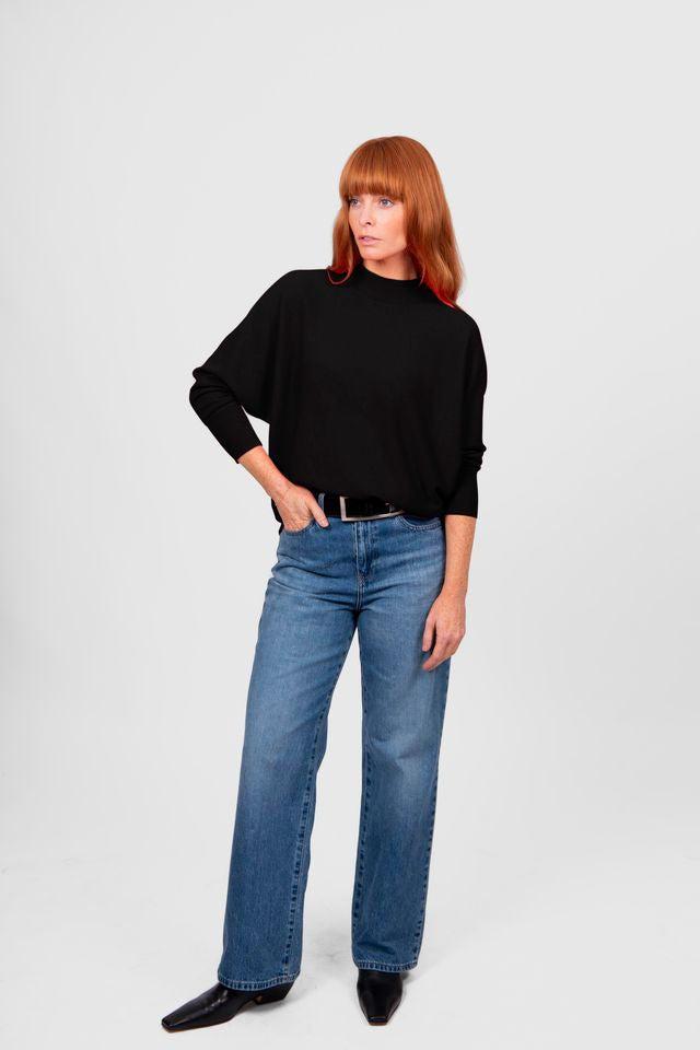 4 Sleeve Pullover - Black - Presence Hamilton