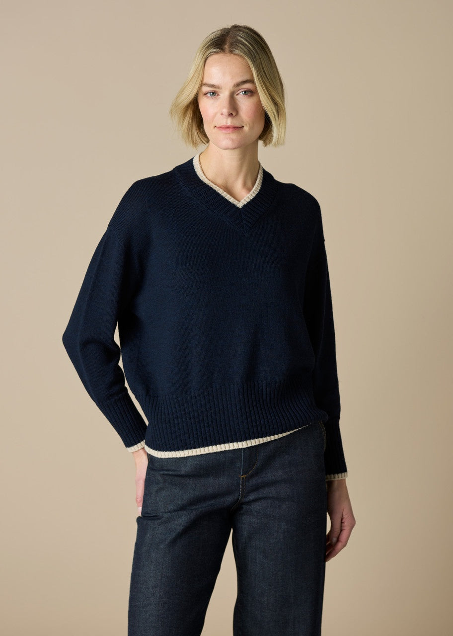 Goldie V Neck Jumper - Navy - Presence Hamilton