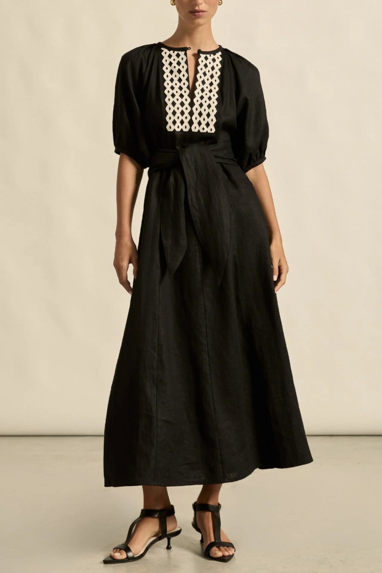 harvestdress-black_1_2000x_91ad201a-dae2-44bc-801d-c0ae1d5b845f.webp