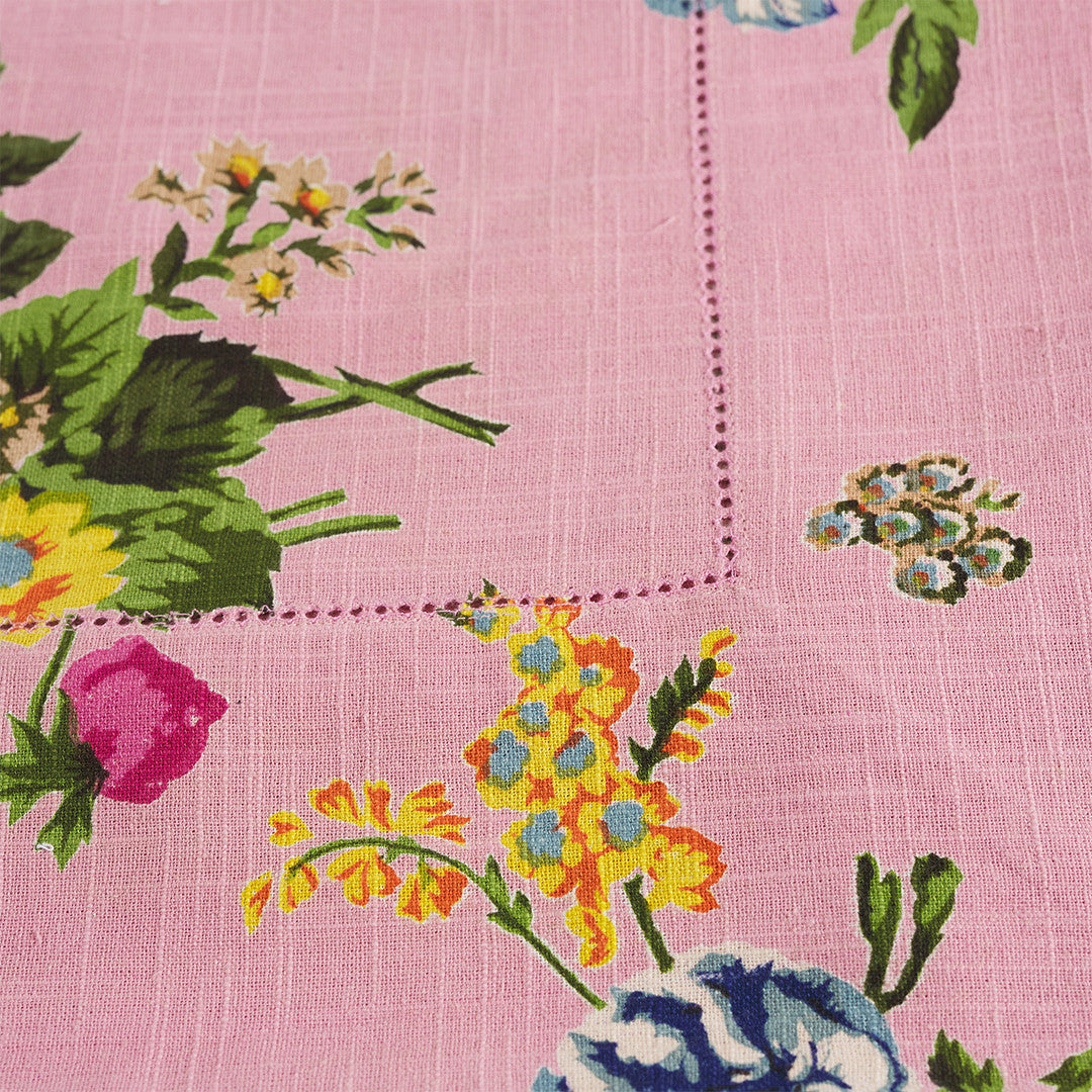 l199-001m_kensington_tablecloth_medium_d1_1.jpg