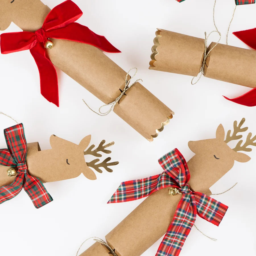 Tartan & Velvet Bow Reindeer Xmas Crackers- set 6