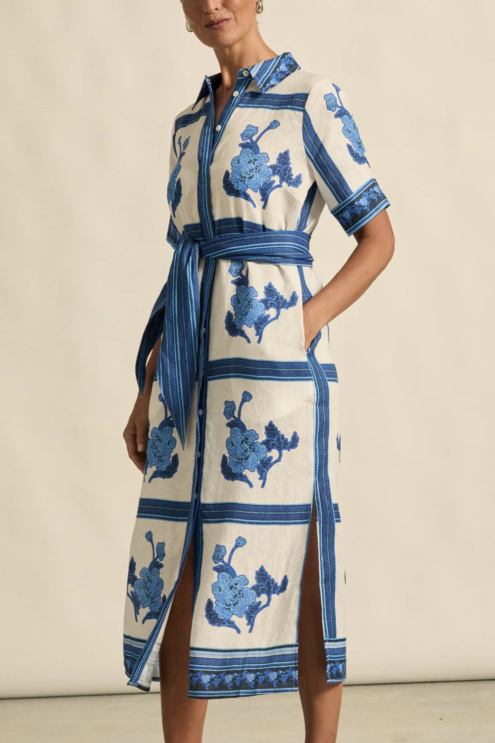 roamdress-azurecollage3_1.webp